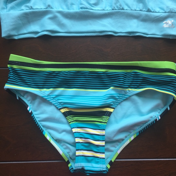 Girls 2pc Swimsuit Set Sz 10 New with out tag - Picture 3 of 5